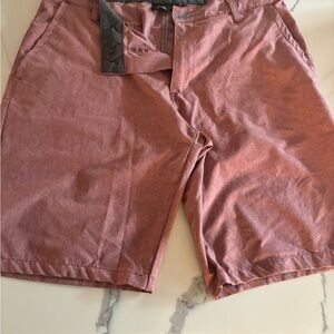 Great condition and a feel of stretchy material.